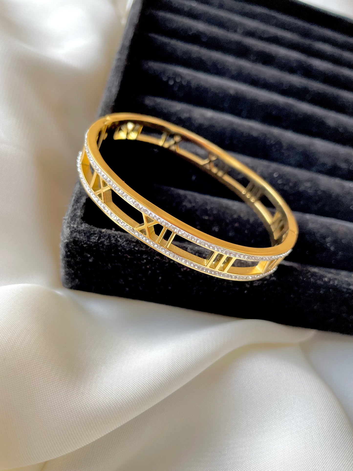 ROMAN RHINESTONE BANGLE BRACELET